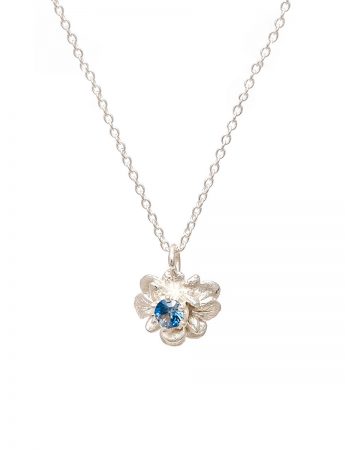 Daisy Pendant Necklace – Blue Sapphire