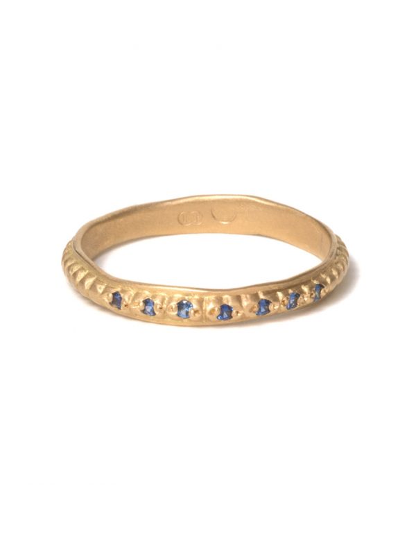Sapphire Stitches Ring – Yellow Gold
