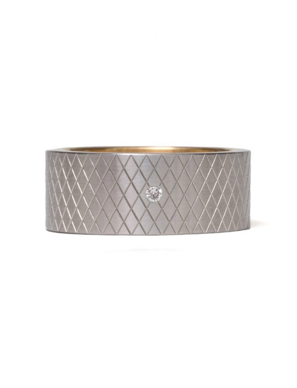 Diamond Cut Sleeved Ring with Diamond