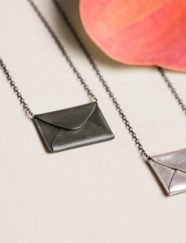 Love Letter Necklace – Black