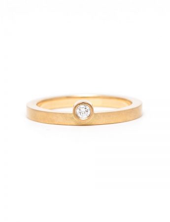 Offset Diamond Ring – Yellow Gold