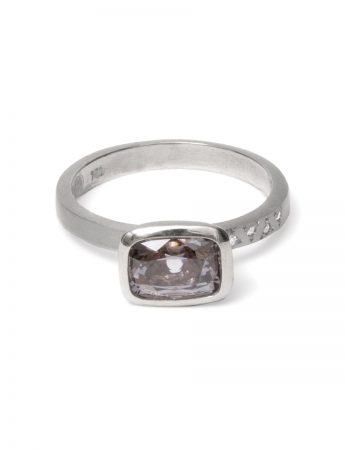 Storm Ring – Grey Spinel & White Gold