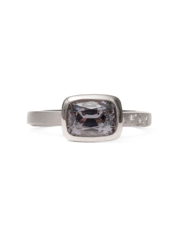 Storm Ring – Grey Spinel & White Gold