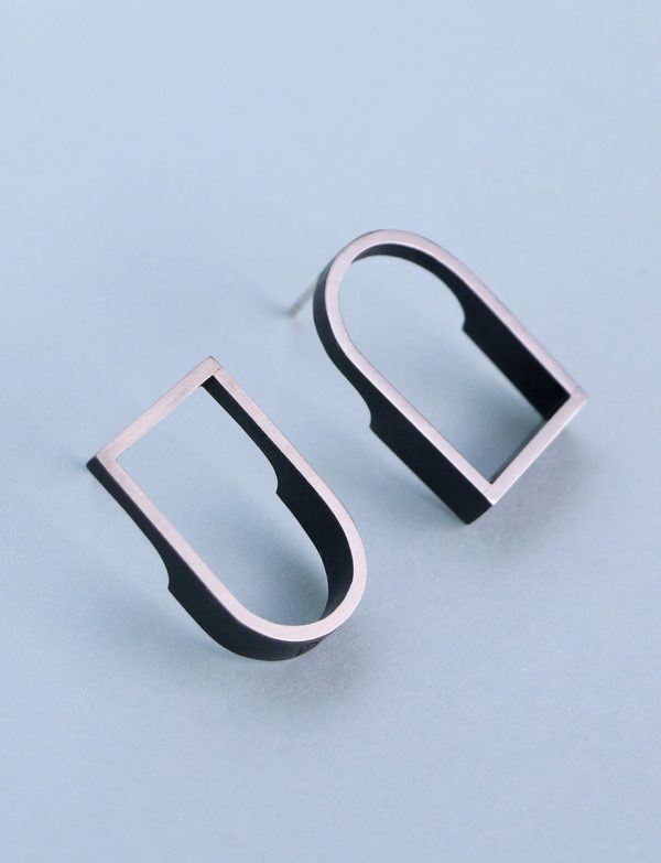 Arch Outline Earrings