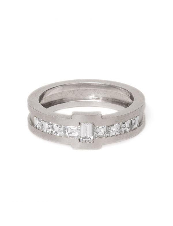 Baguette & Carre Diamond Ring – White Gold