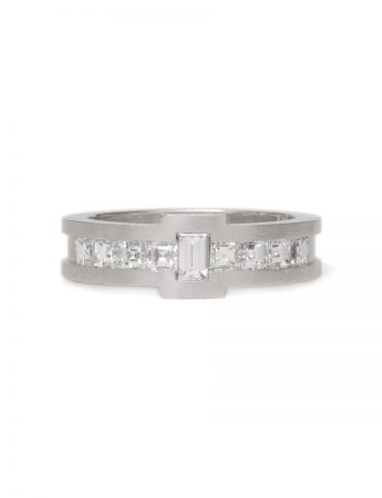 Baguette & Carre Diamond Ring – White Gold