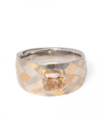 Budding Terrain Ring – Champagne Diamond