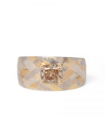 Budding Terrain Ring – Champagne Diamond