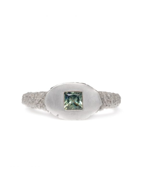 Mirror Signet Ring – Sapphire