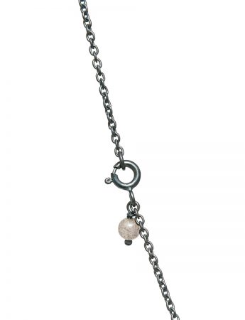 Beachcomber Norfolk Pine Single Drop Necklace – Black
