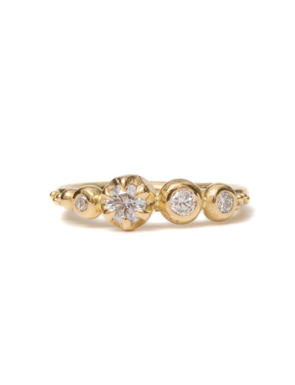 Balmoral Diamond Ring – Yellow Gold
