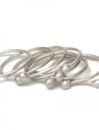 Petits Pois Eight Stack Ring – Silver