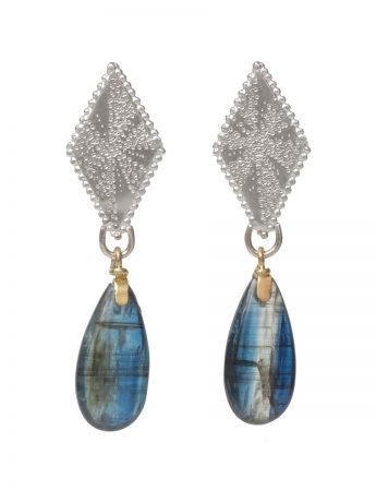 Kyanite Star Earrings – Silver & Gold