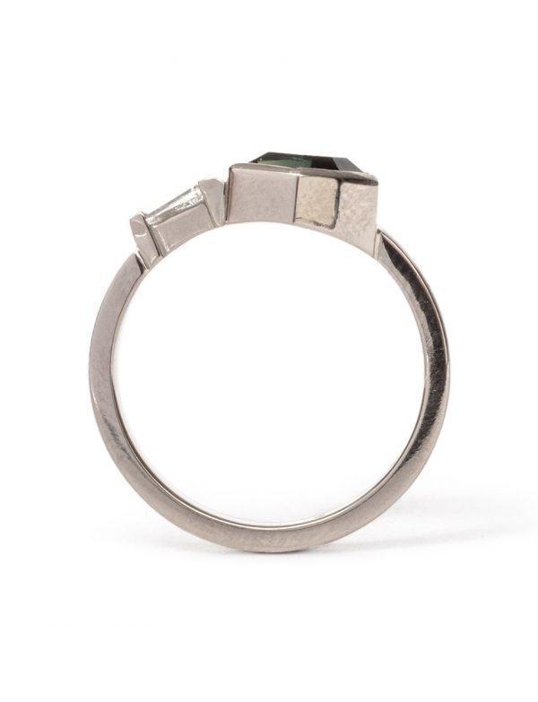 Dichotomy Ring – Sapphire & Diamond