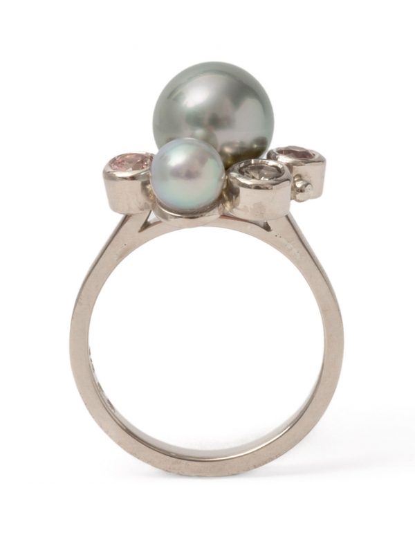 Generosity Ring – Pearls & Sapphires