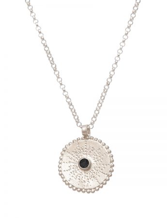 Silver Star Necklace – Black Spinel