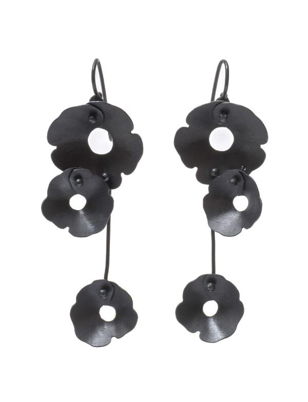 Anemone Three Flower Earrings – Black