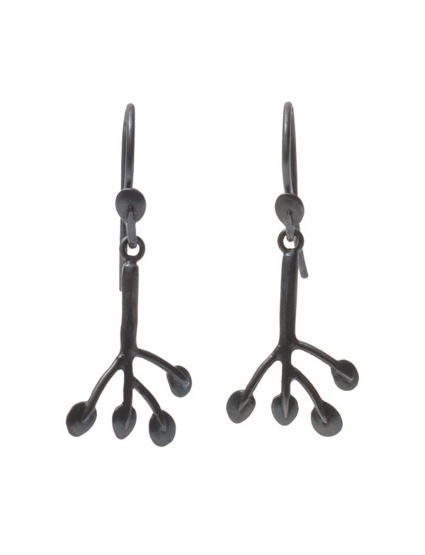 Feuilles Hook Earrings – Black