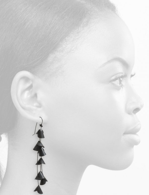Long Jungle Cactus Earrings – Black