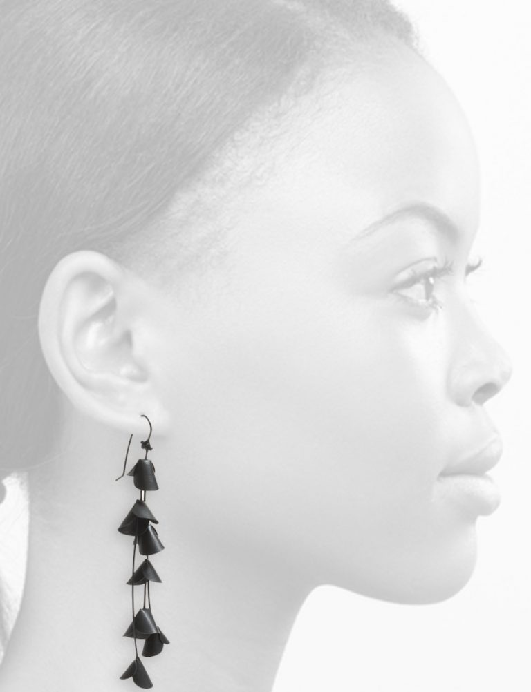 Long Jungle Cactus Earrings – Black