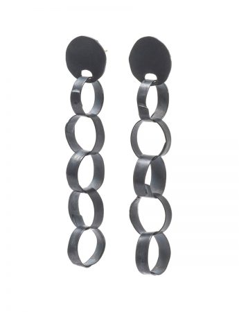 Meteora Earrings – Black