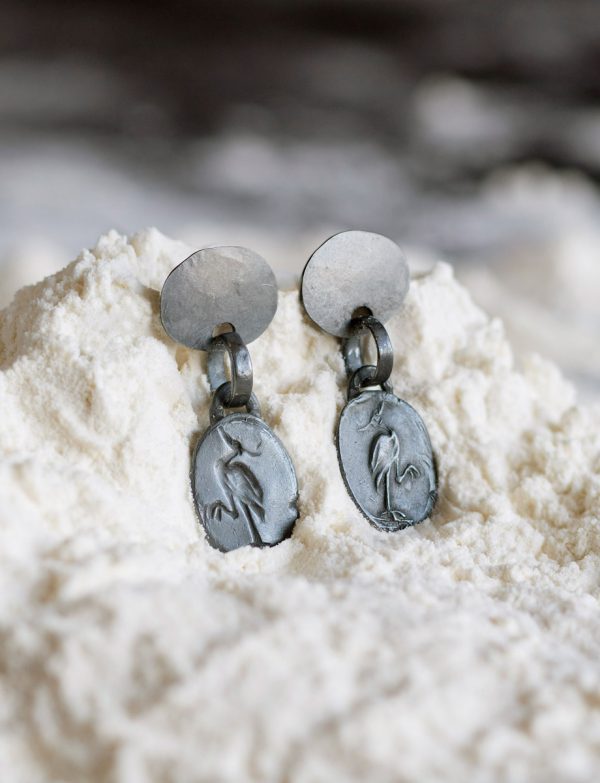 Thebe Drop Stud Earrings – Black
