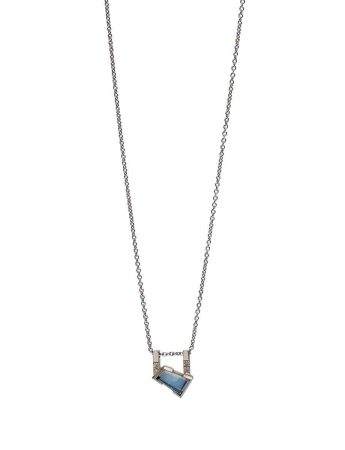 Agility Necklace – Blue Sapphire & Diamonds