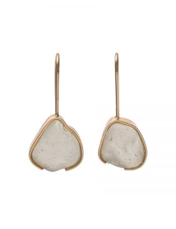 White Beach Glass Earrings – Yellow Gold