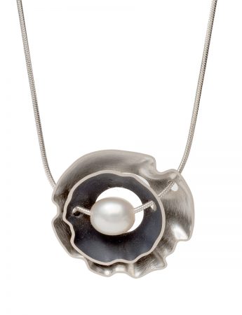 Double Rippled Periwinkle Necklace – Silver & Pearl