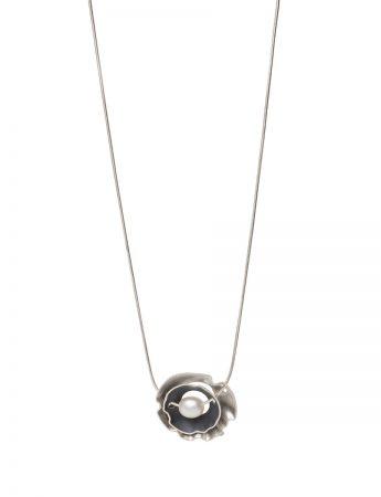 Double Rippled Periwinkle Necklace – Silver & Pearl