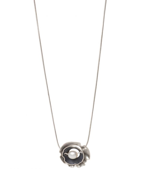 Double Rippled Periwinkle Necklace – Silver & Pearl
