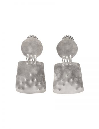 Embossed Disc Stud Rounded Square Earrings – Silver