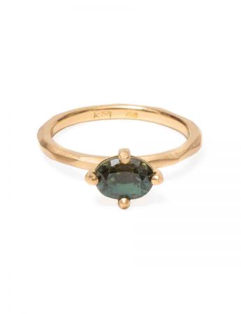 Green Oval Sapphire Ring – Yellow Gold