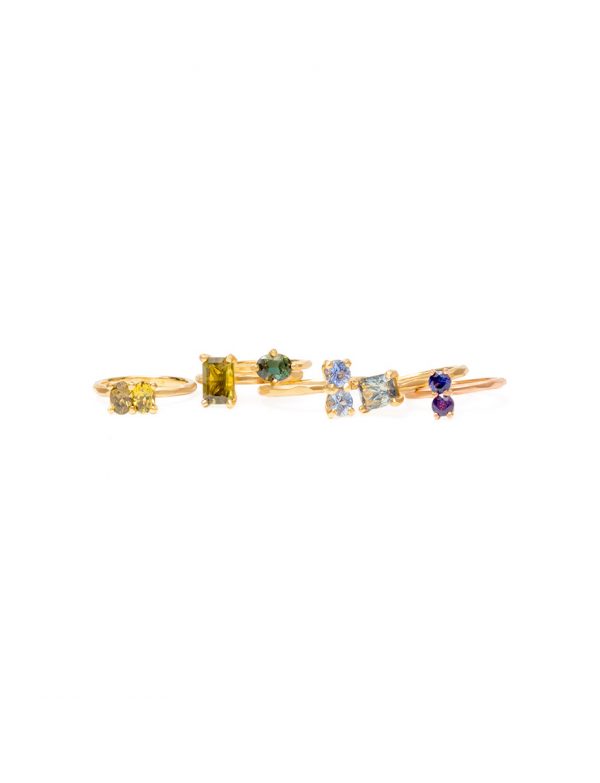 Green Oval Sapphire Ring – Yellow Gold