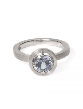 Grey Spinel Halo Ring – Platinum