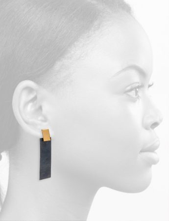Medium Waves Rectangle Earrings – Black & Gold