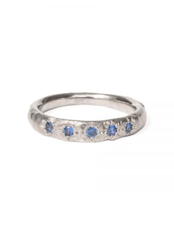 Blue Sapphire Mountain Ridge Ring – White Gold