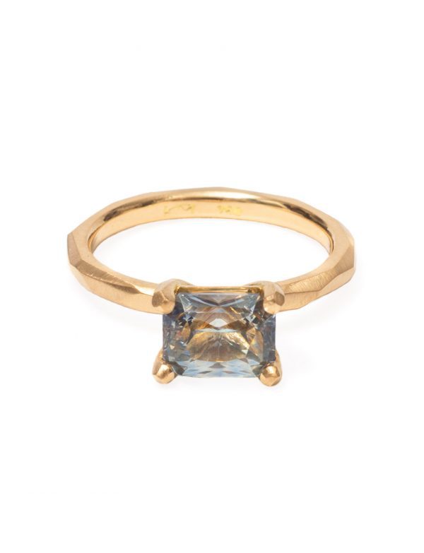 Radiant Cut Madagascan Sapphire Ring – Yellow Gold