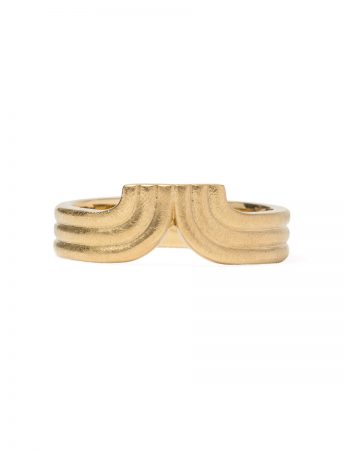 Tri Curve Ring – Gold