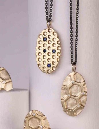 Gold Perforated Pendant Necklace – Sapphire