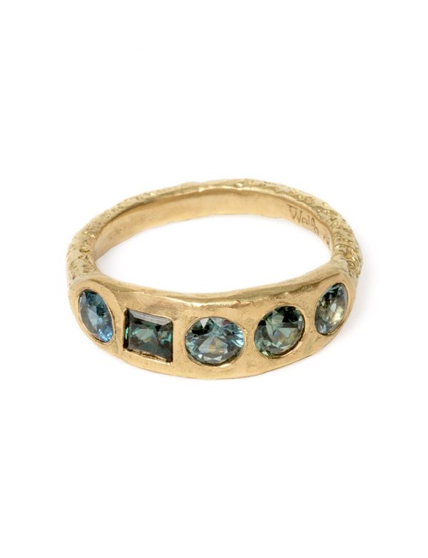 Pod Ring – Yellow Gold & Sapphires