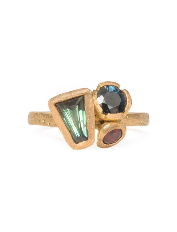 Textura Lowenna Ring – Spinel & Sapphire
