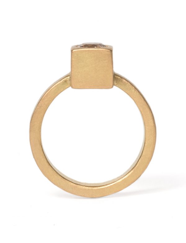 Monument Ring One – Champagne Diamond