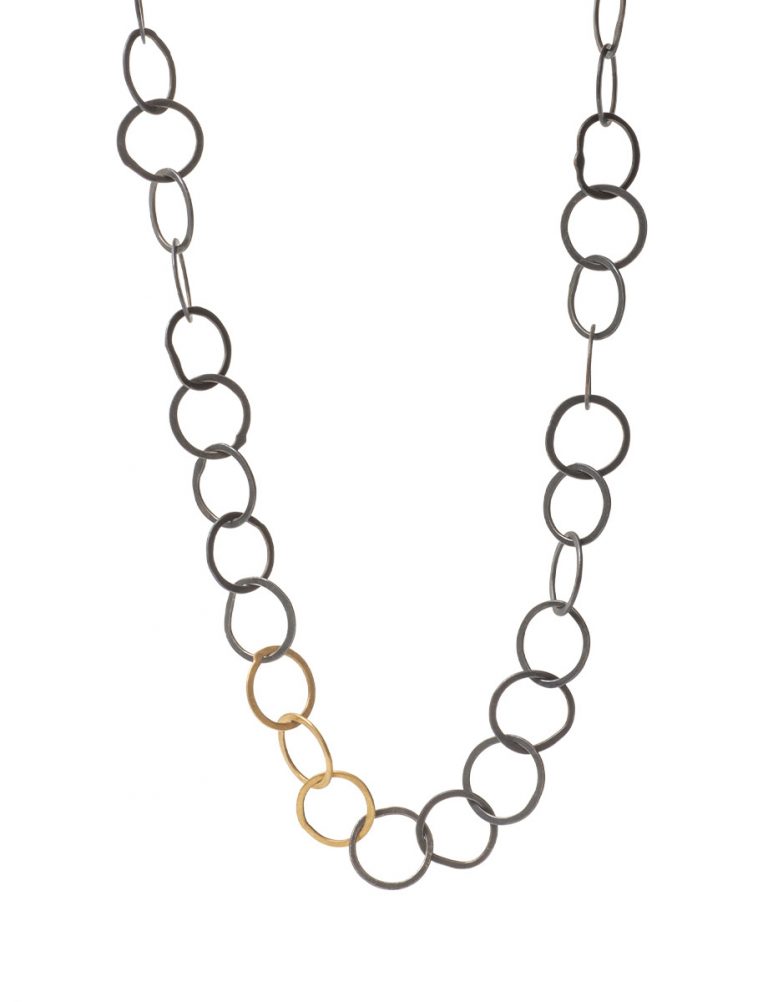 Tsugi Tsugi Circle Chain Necklace – Black & Gold
