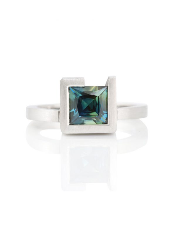 Half Princess Ring – Sapphire