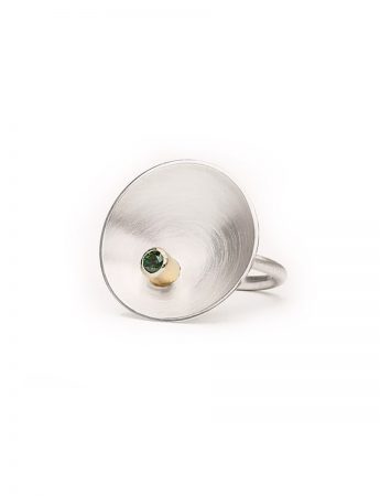 Sea Dish Ring – Blue-Green Sapphire