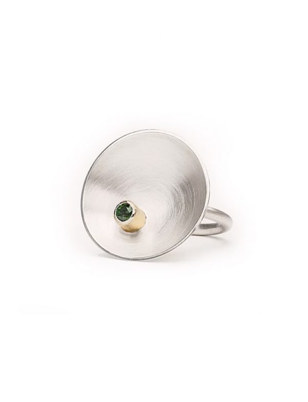 Sea Dish Ring – Blue-Green Sapphire