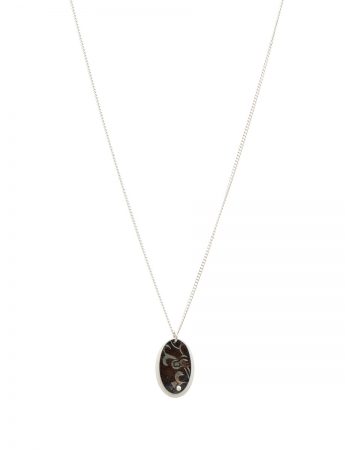 Deep Etch Oval Pendant Necklace – Black & Silver