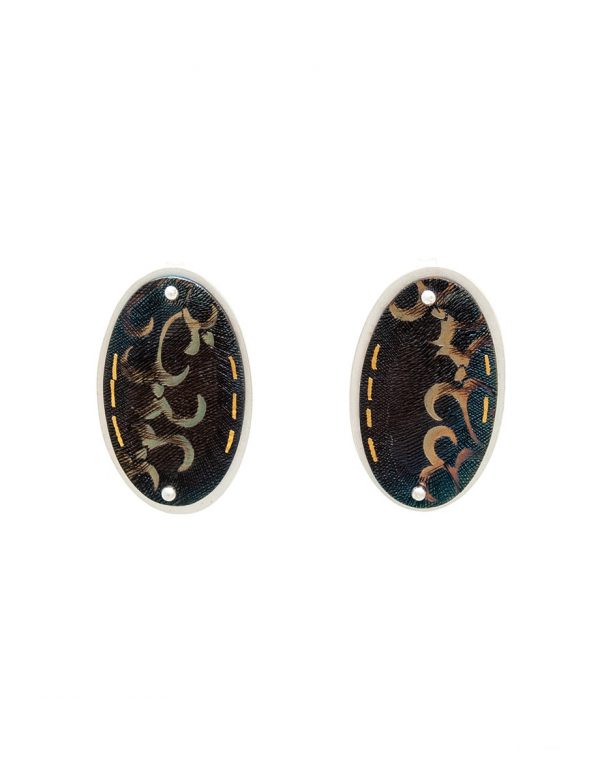 Deep Etch Oval Stud Earrings – Black & Gold
