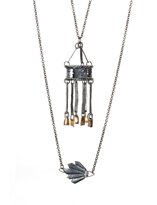 Chintila Pendant Necklace – Black & Gold